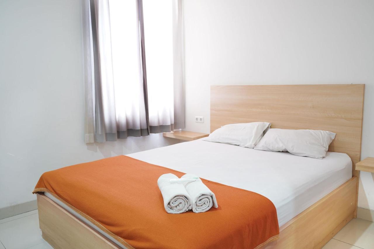 Urooms Tanah Abang Джакарта Екстер'єр фото