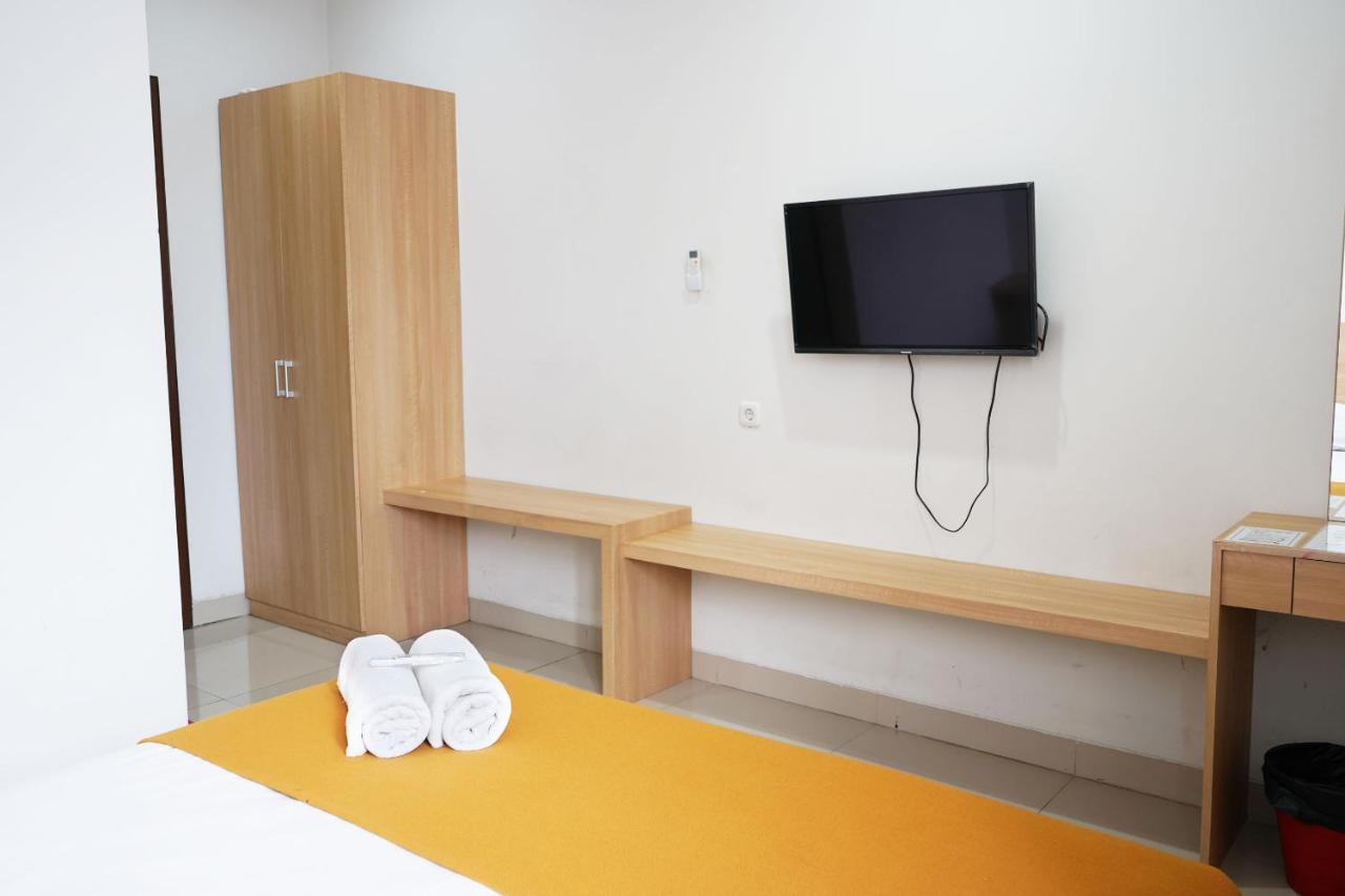 Urooms Tanah Abang Джакарта Екстер'єр фото