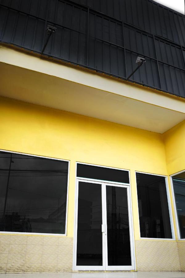 Urooms Tanah Abang Джакарта Екстер'єр фото